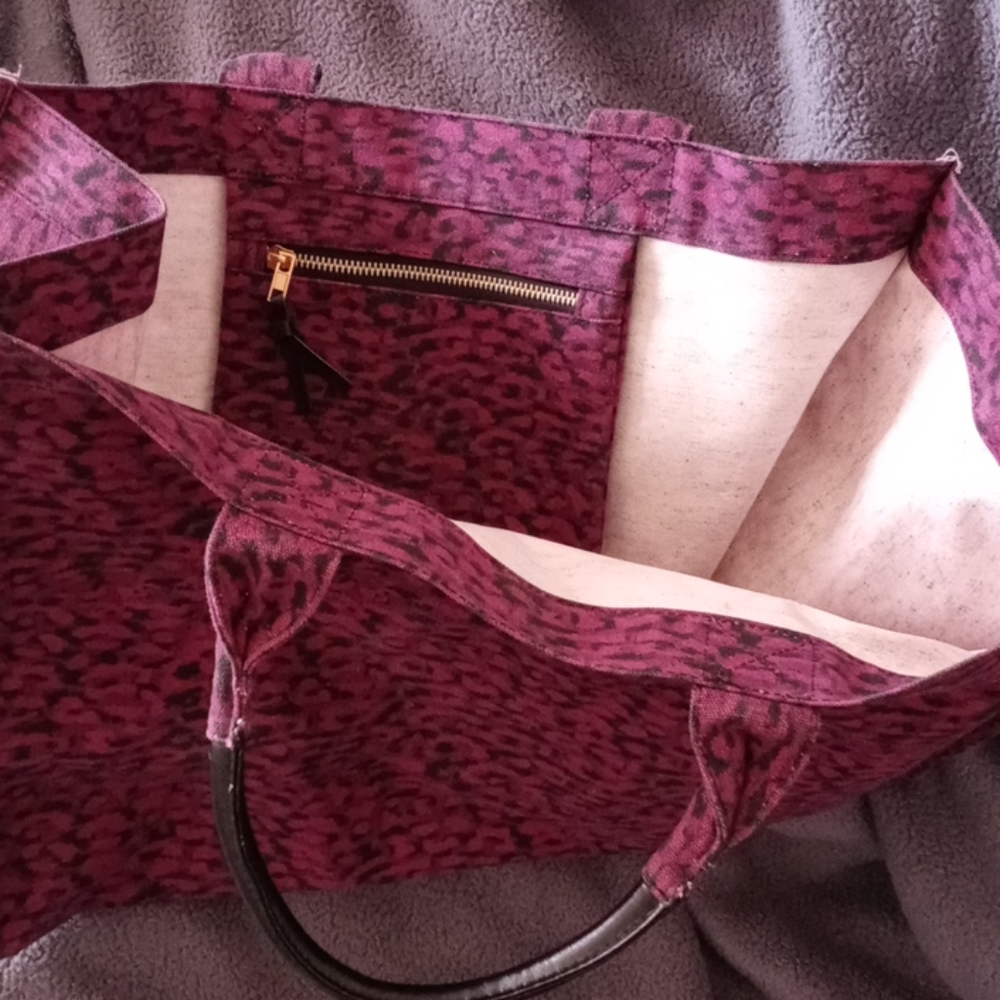 2 pc. Weekender Set - Picture 3 of 3